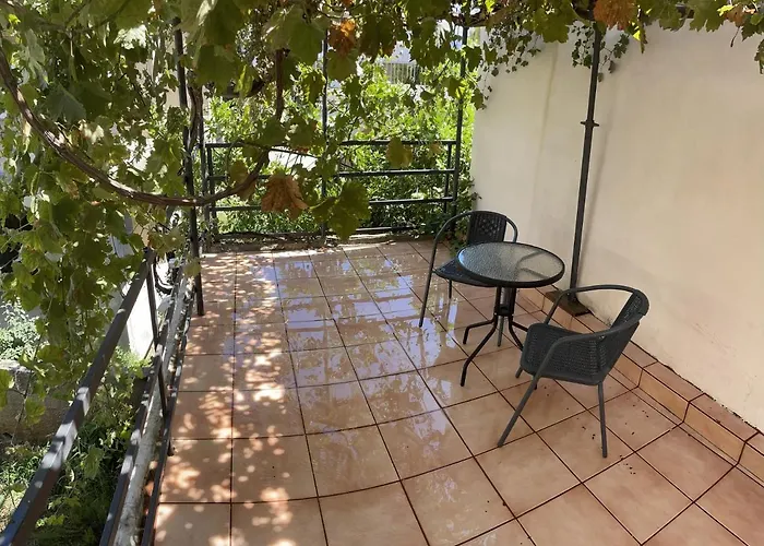 Апартаменты Mersini *